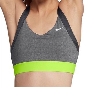 Nike DRI-FIT Light Support Indy Sports Bra